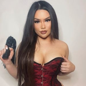 Meet your Posher, Mistress Lexy